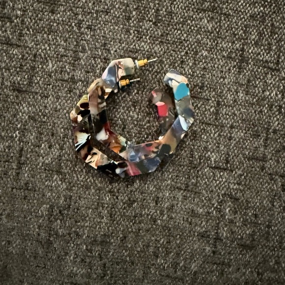 Colorful Hexagon Acrylic Earring - Picture 6 of 9